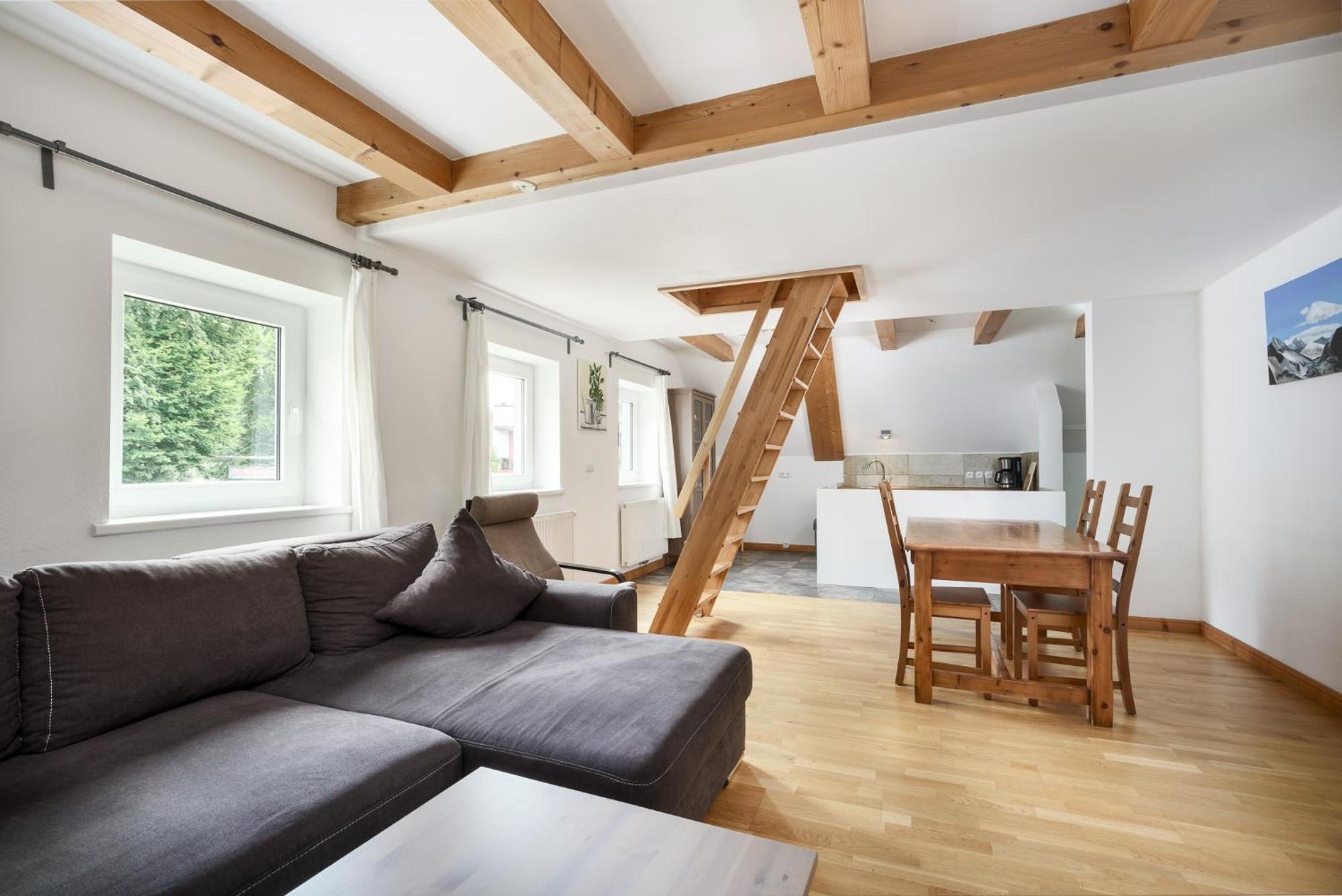 Haus By Alpine Host Helpers *